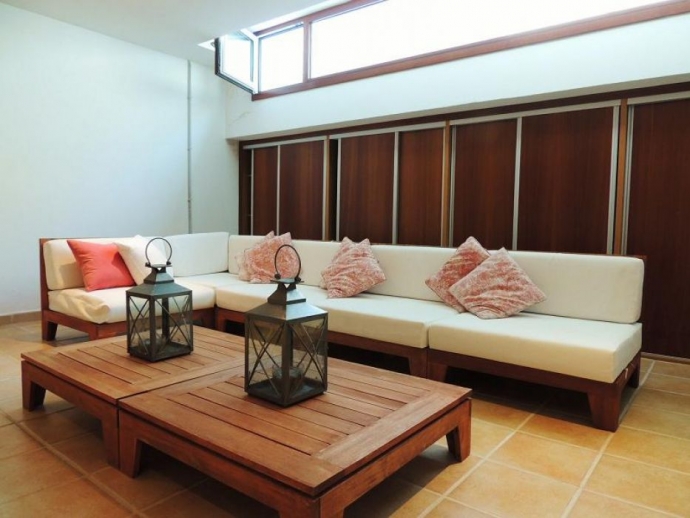 Lounge Corner