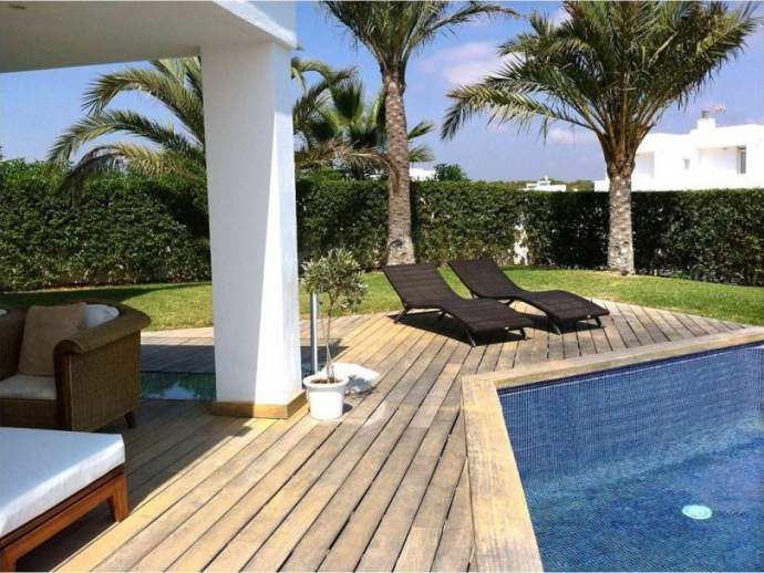 Terrace / Pool / Garden