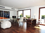 Living / Dining Area