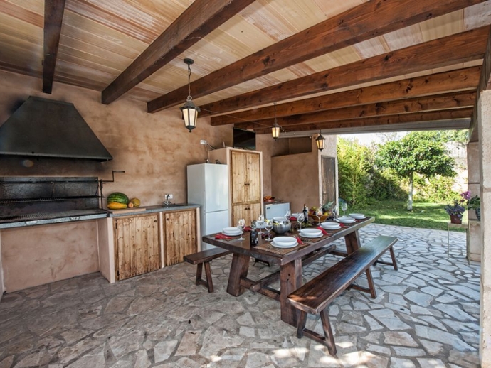 Barbecue House by the Pool