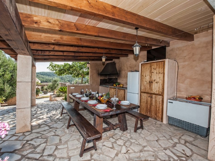 Barbecue House by the Pool