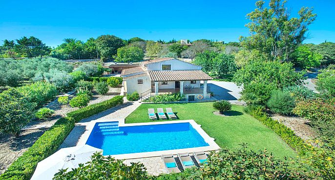 Villa Llosia