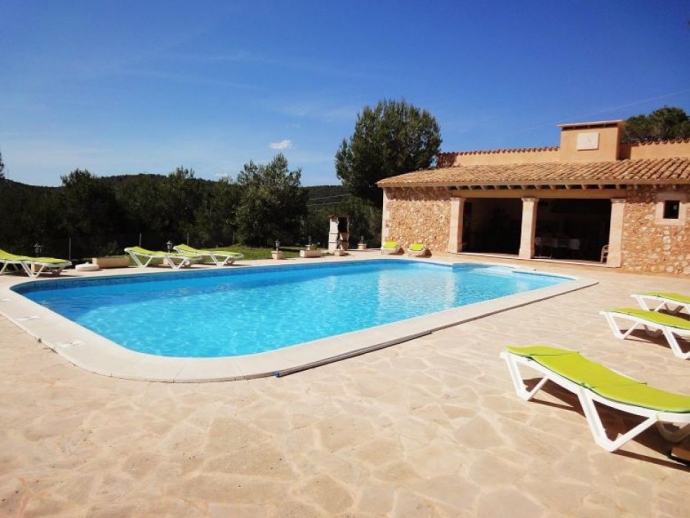 New - BBQ House by the Pool