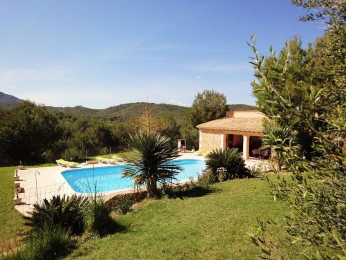 View to pool and mountains
